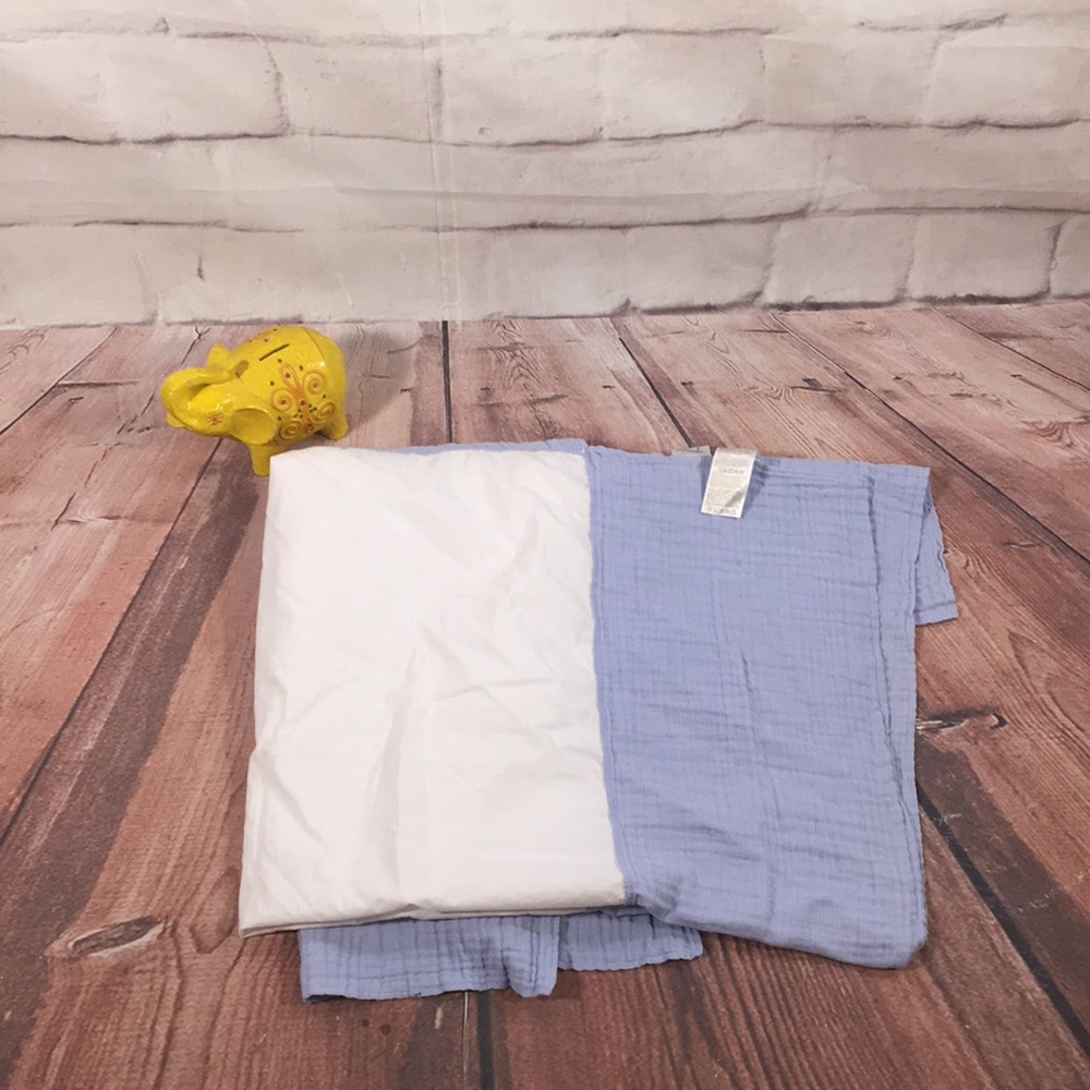 Aden & Anais Cotton Crib Liner in Blue and White